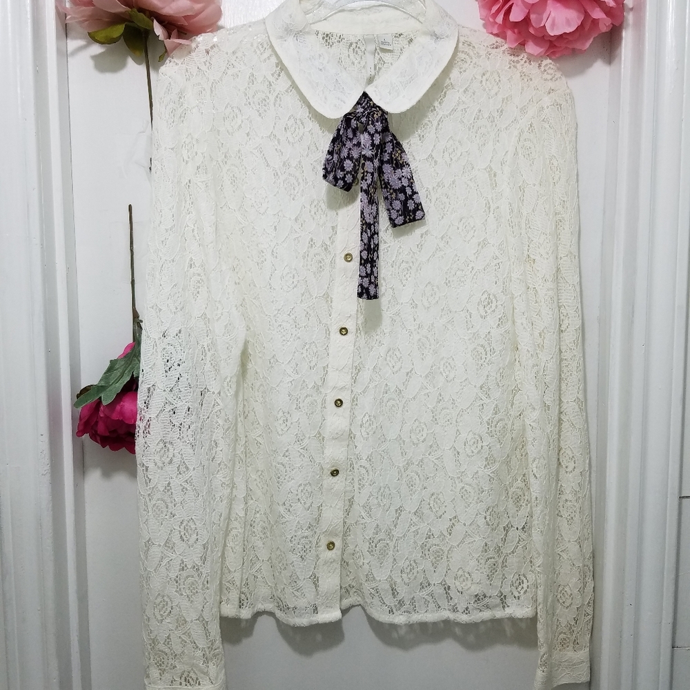 Lauren Conrad Lace Button Up Top